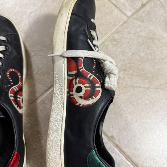 Gucci Kingsnake Leather Sneakers Men's Size: 10 - Picture 2 of 9